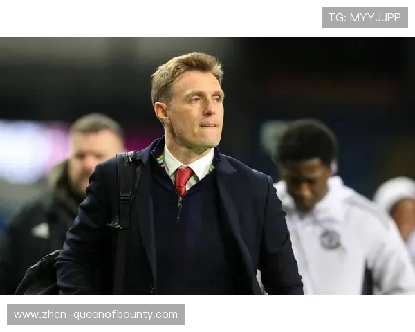 曼联客场2-2伯恩利遭三连平，谢什科双响难救主